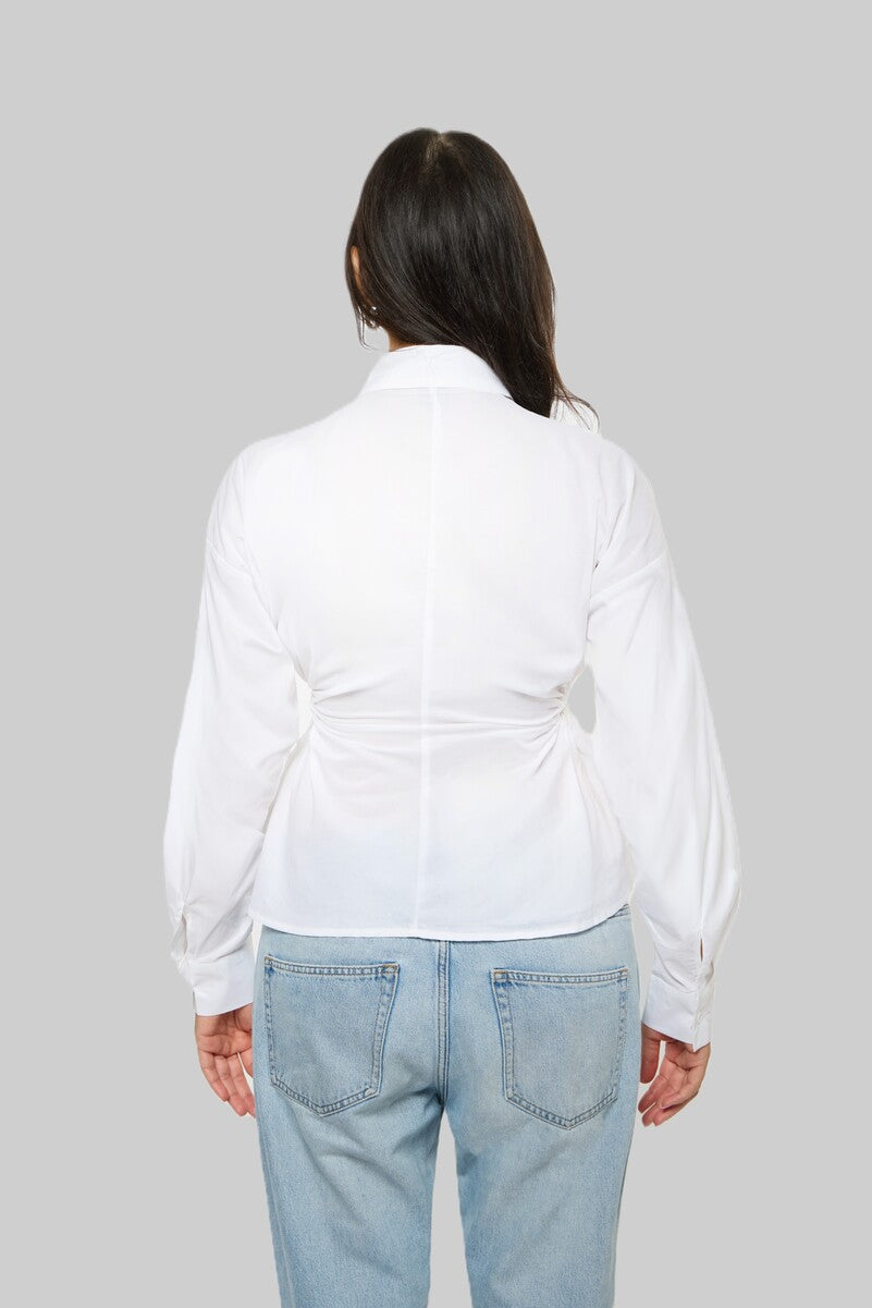 0136137901#color_WHITE