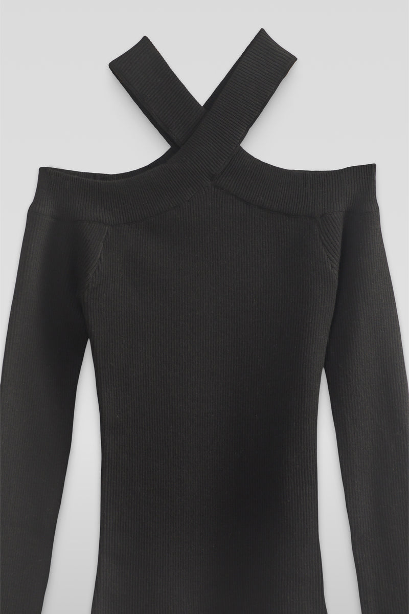 0140825401#color_BLACK