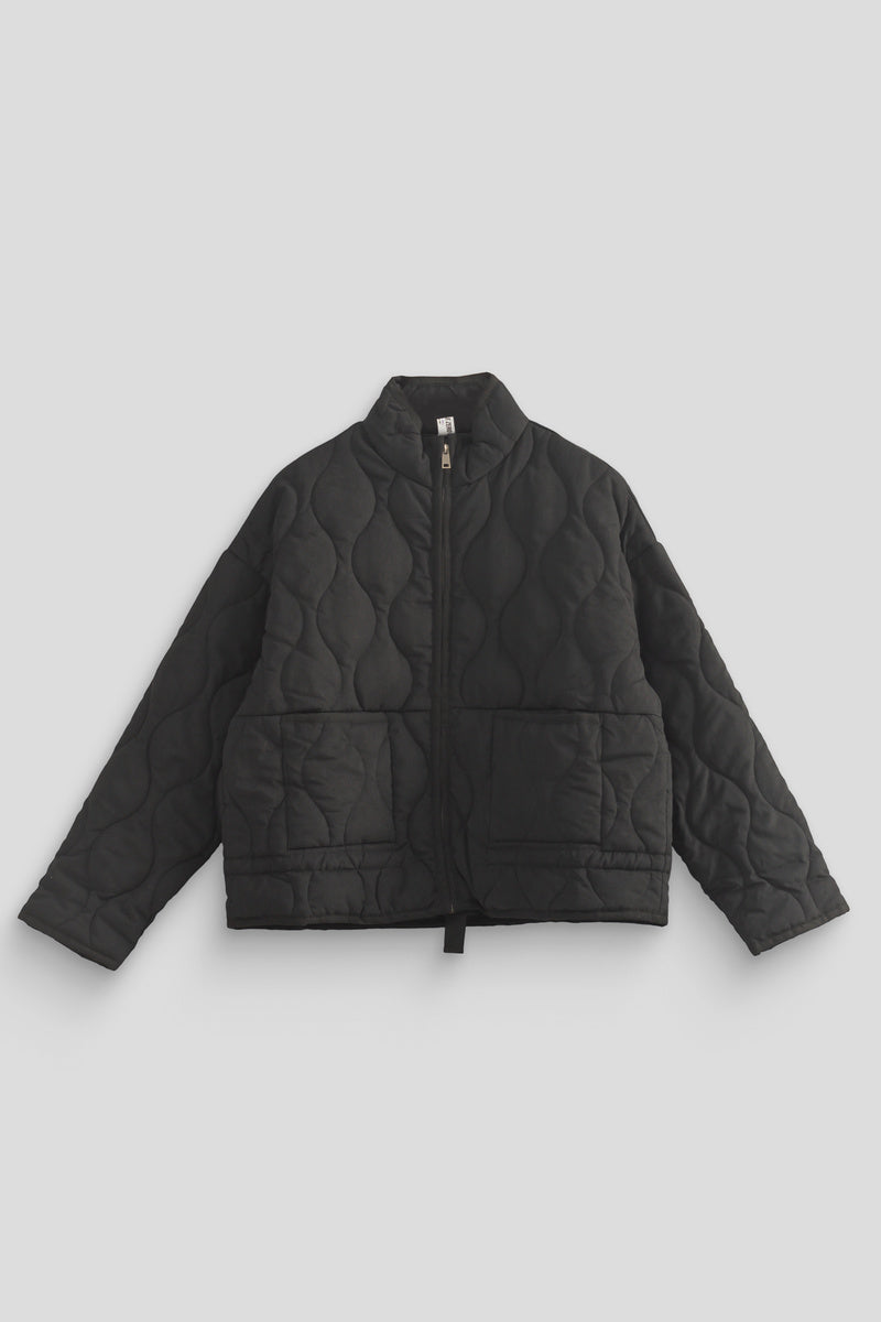 0140826201#color_BLACK