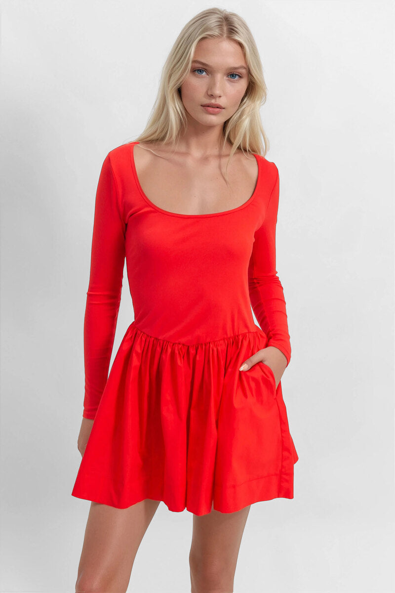 0140827702#color_RED