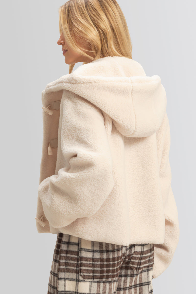 0140829101#color_CREAM