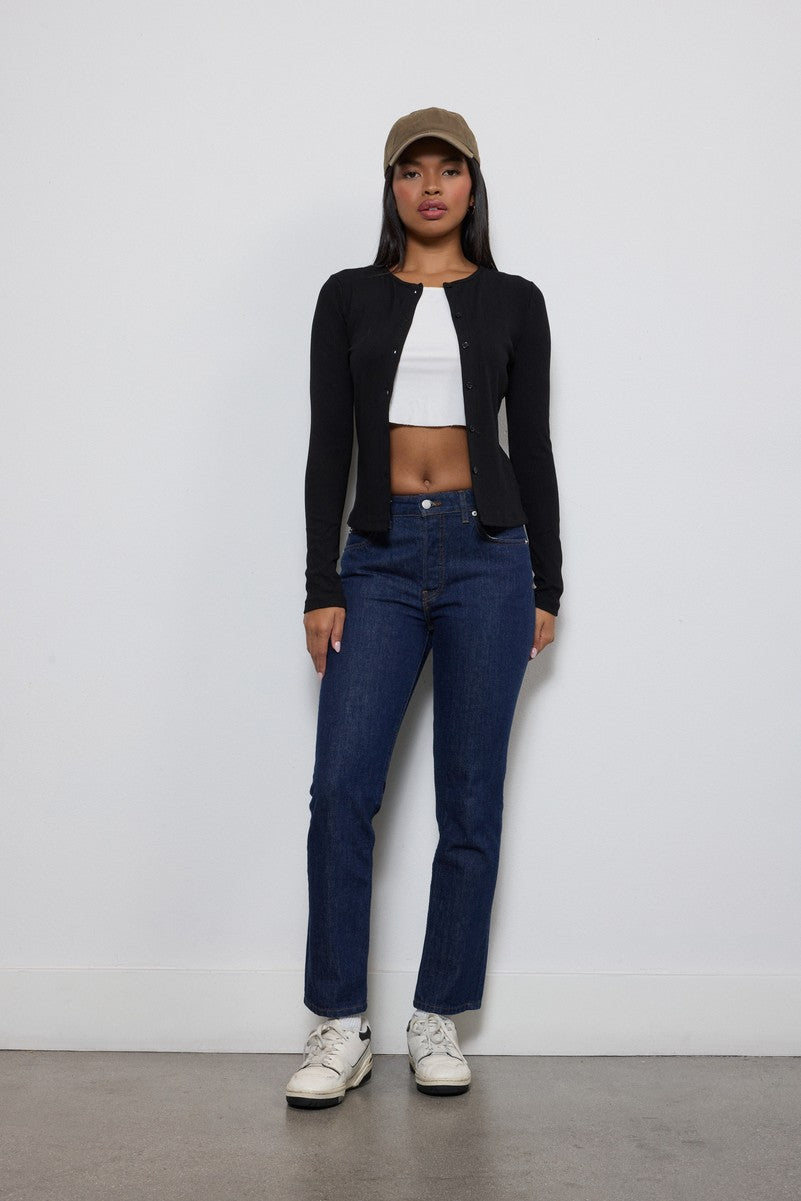 0140830602#color_BLACK