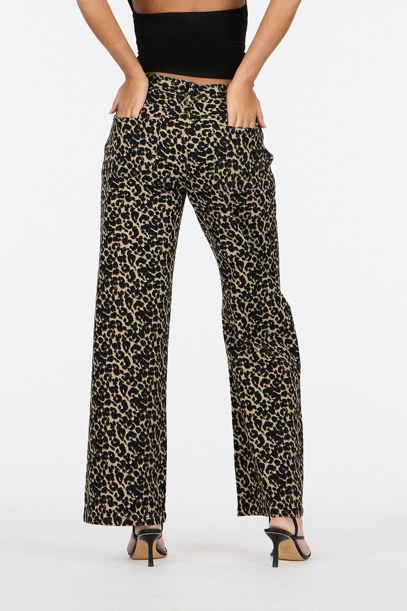 Leopard Print Low-Rise Wide-Leg Jeans