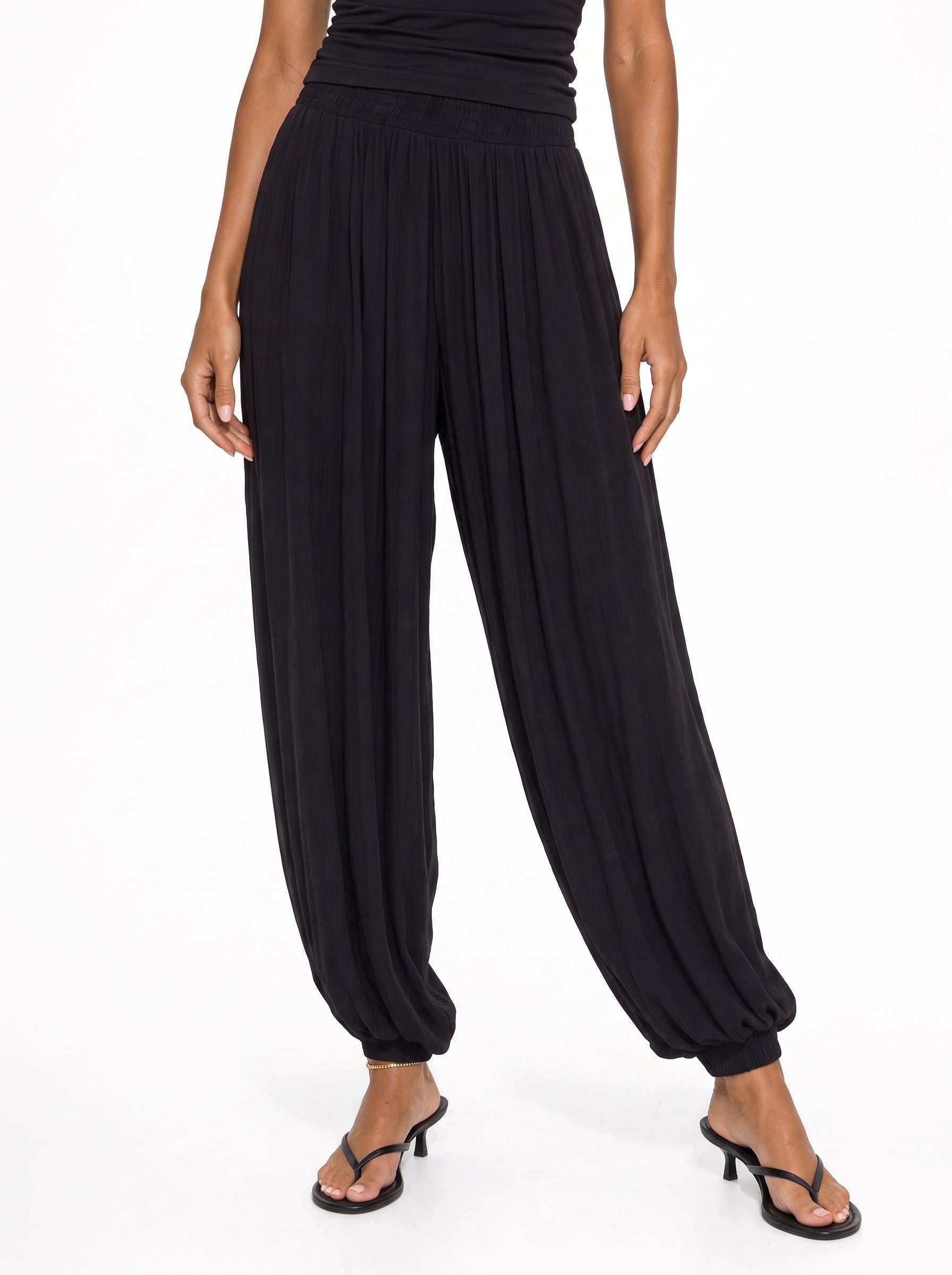 0140974501#color_BLACK