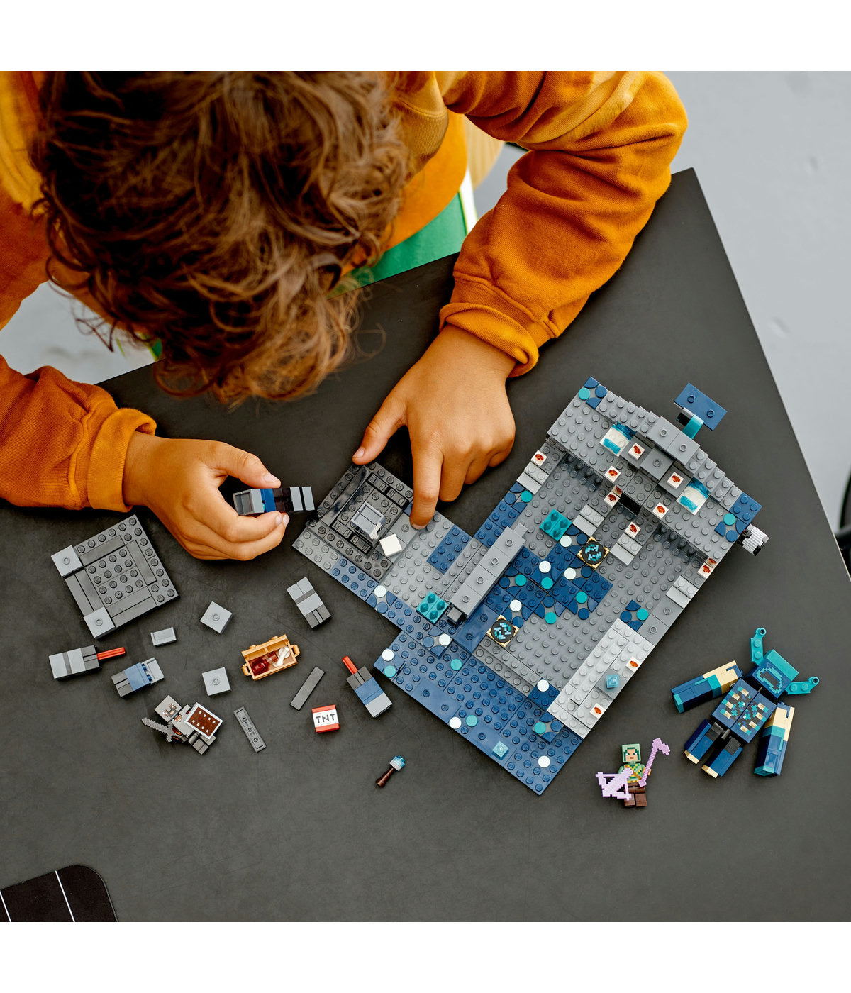 LEGO Minecraft The Deep Dark Battle 21246 Building Toy Set (584 Pieces)
