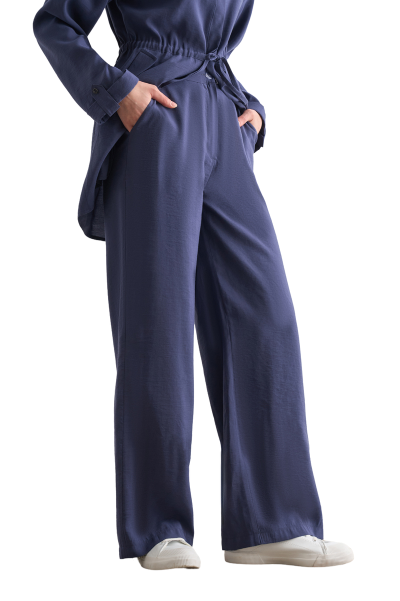 Light Weight Elastic Trousers - Pants