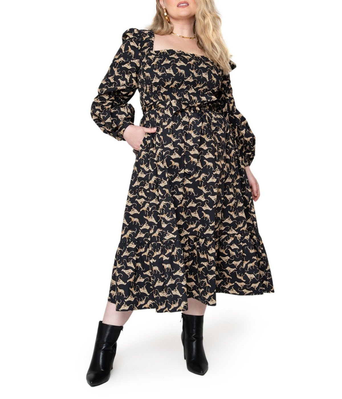 Scattered Cheetah Black