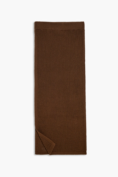DARK BROWN