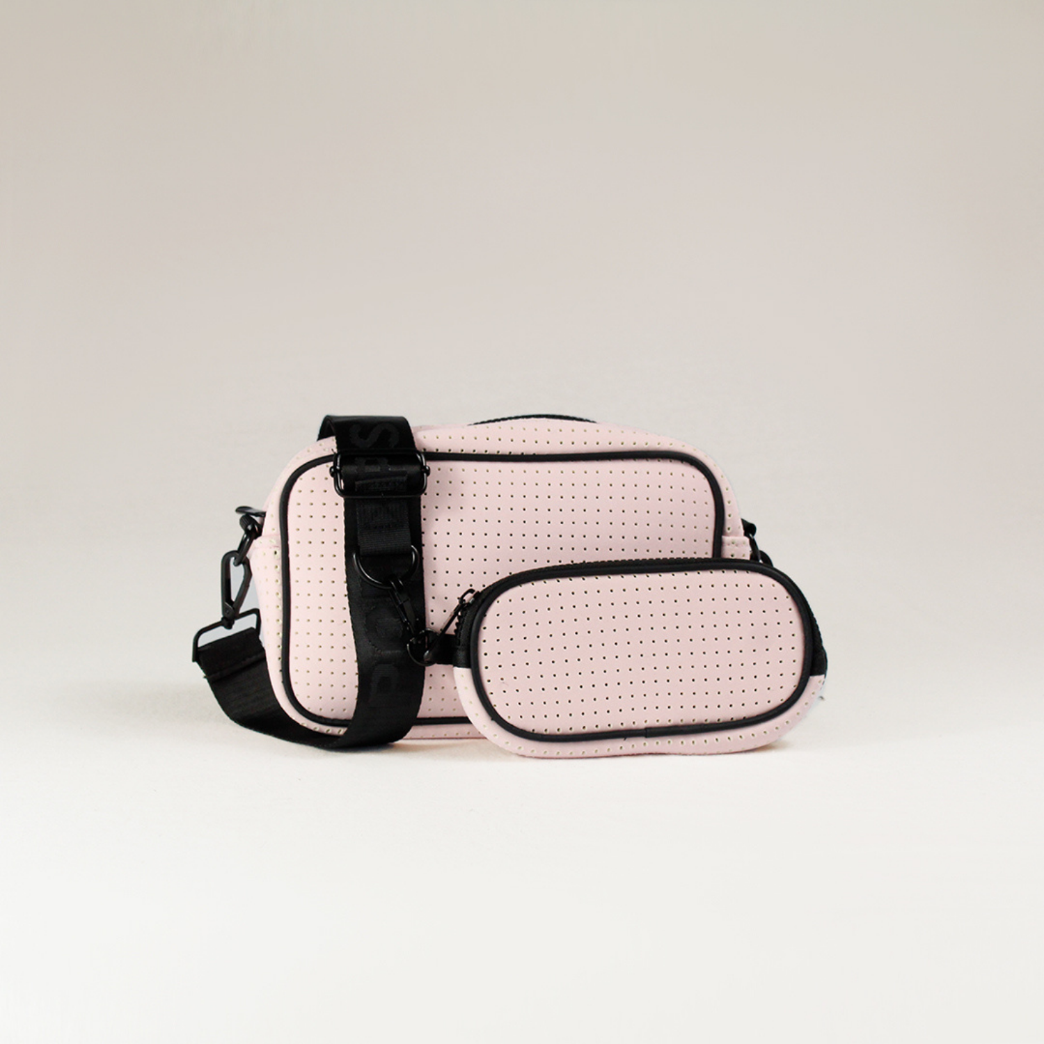 CAMERA BAG PRETTY in PINK