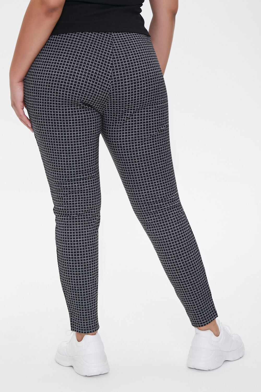 0042464802#Color_BLACK/WHITE