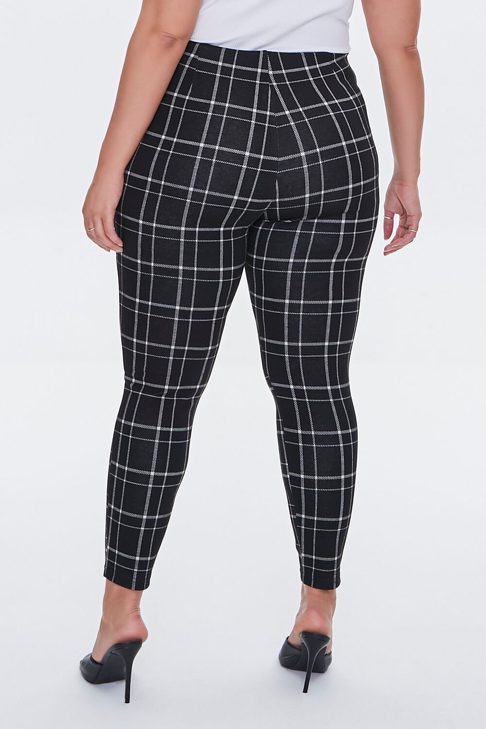 0042790301#Color_BLACK/WHITE