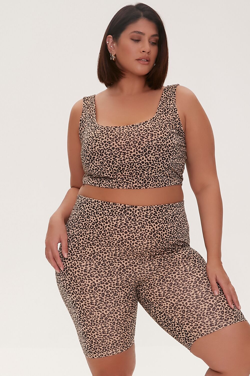 0043682301#Color_TAUPE/BLACK