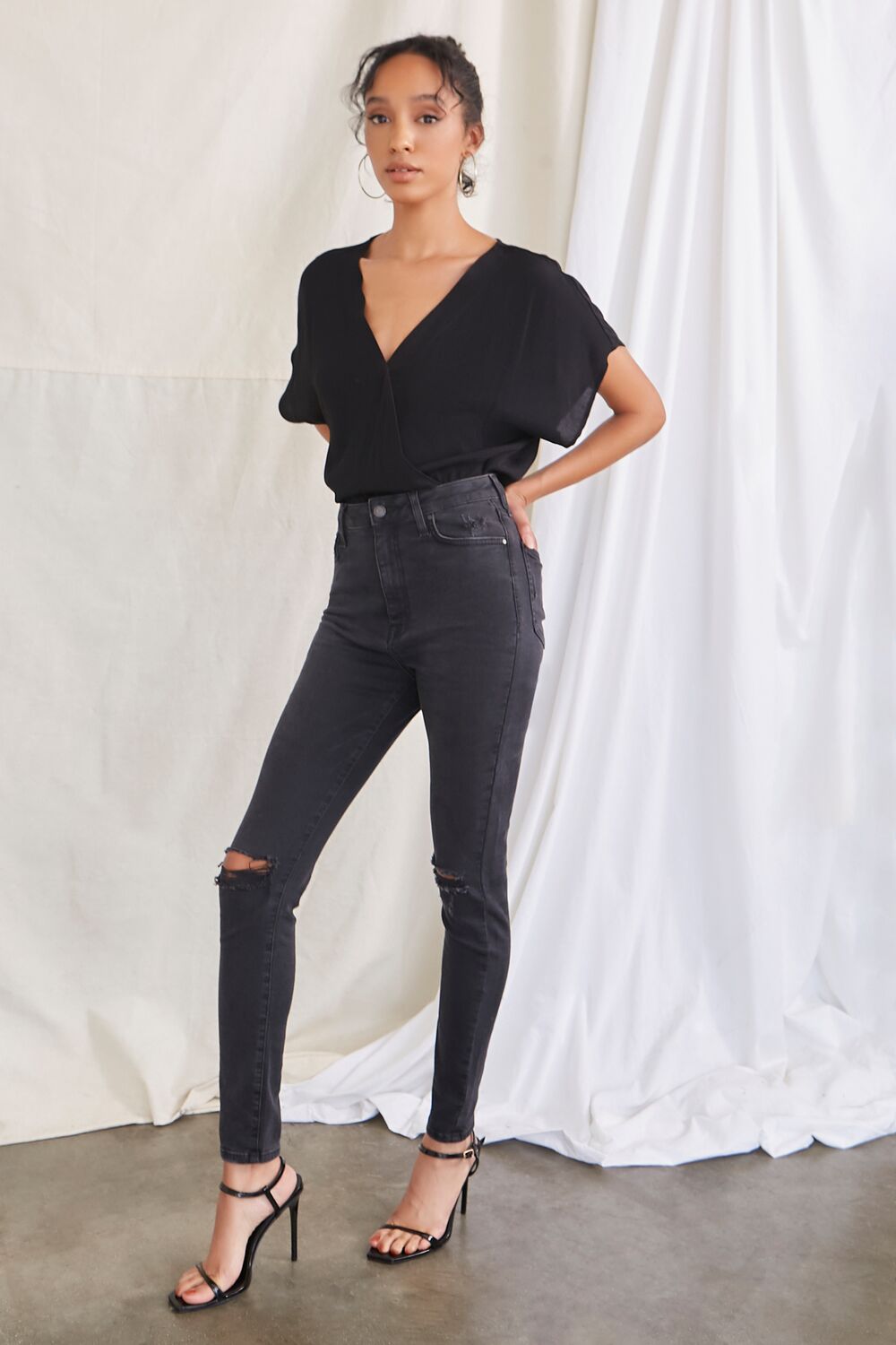 0043938304#Color_BLACK