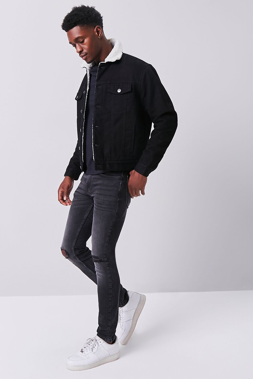 0044002401#Color_BLACK/CREAM