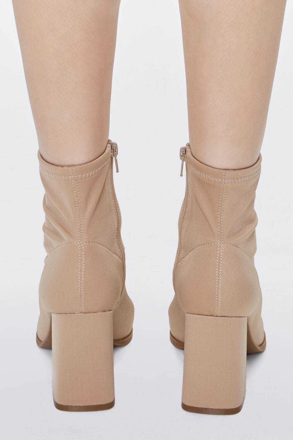 0044470202#Color_TAUPE