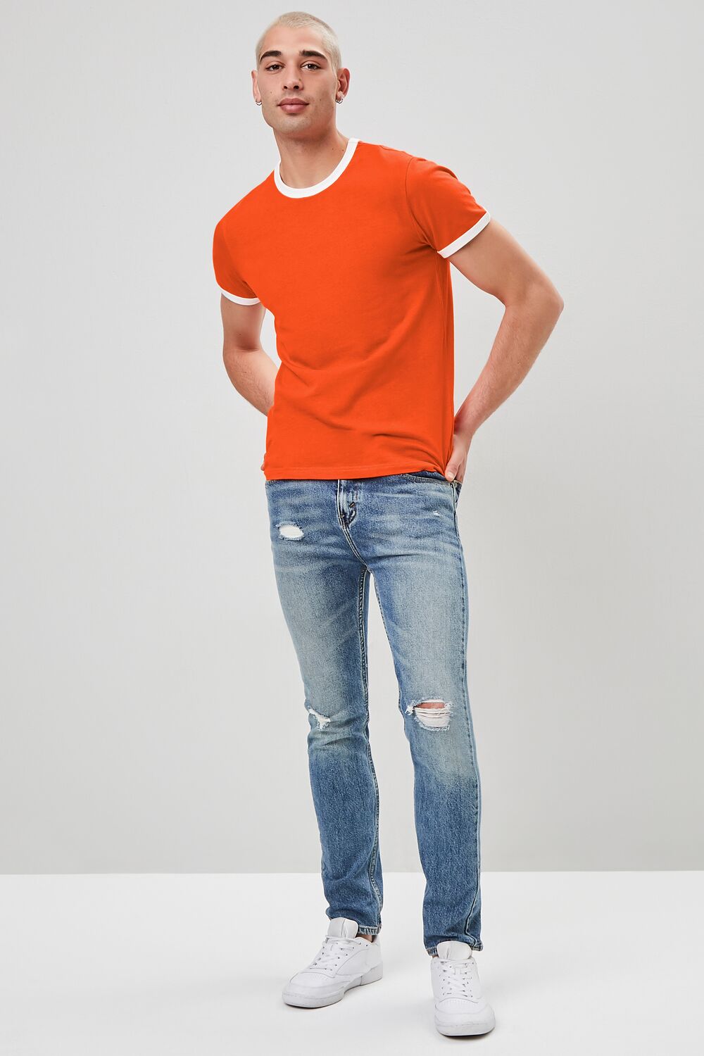 0045599704#Color_RED/WHITE