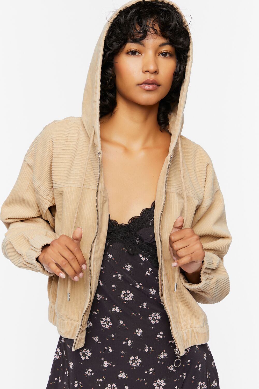 0046679704#Color_KHAKI
