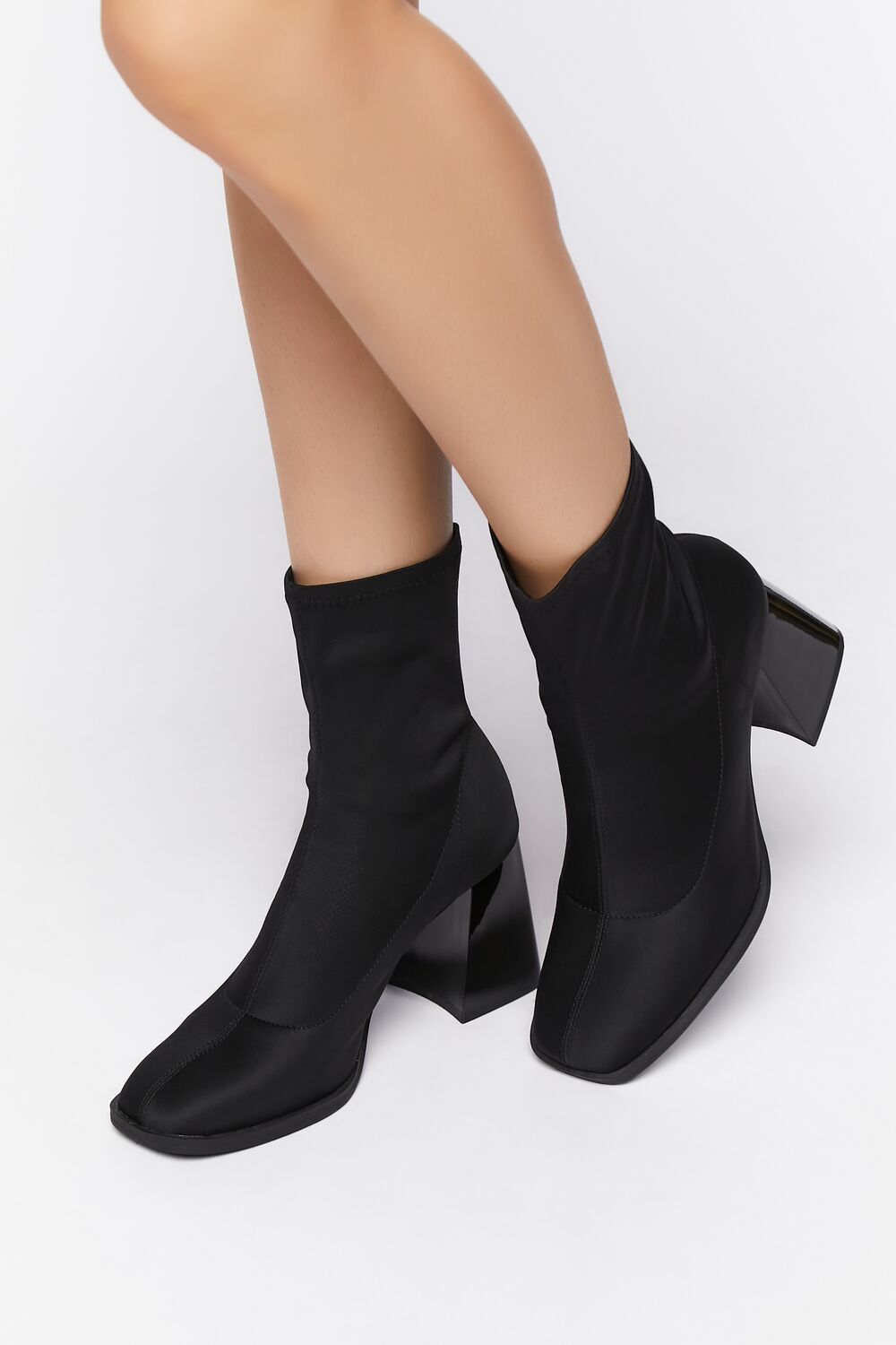 0047057601#Color_BLACK