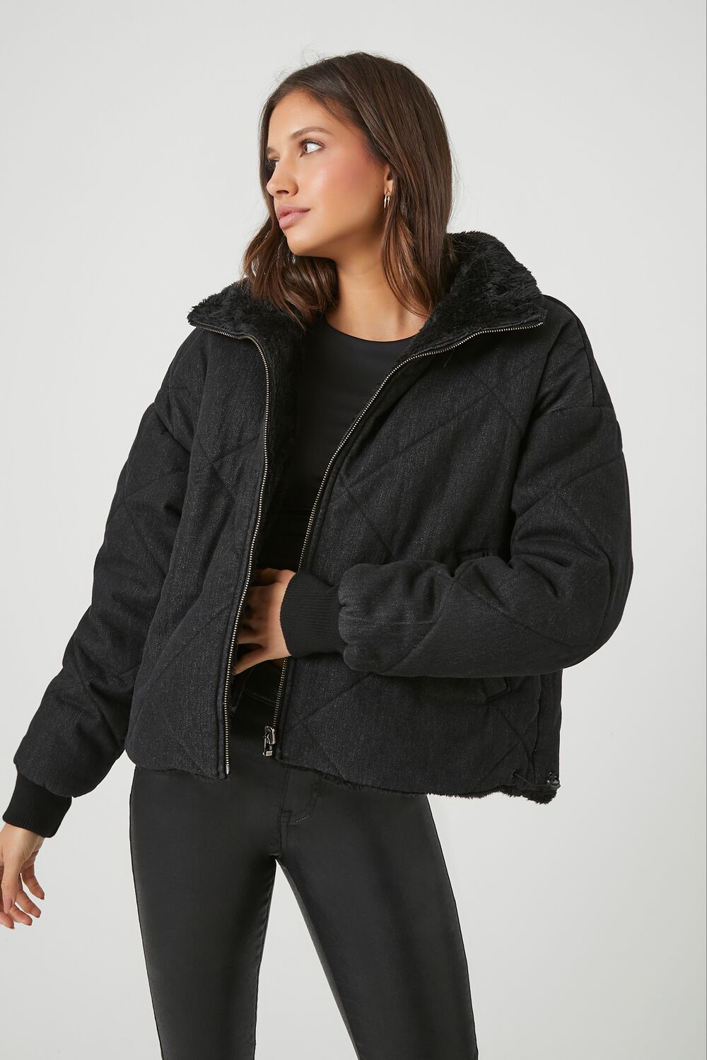 0049683605#Color_BLACK