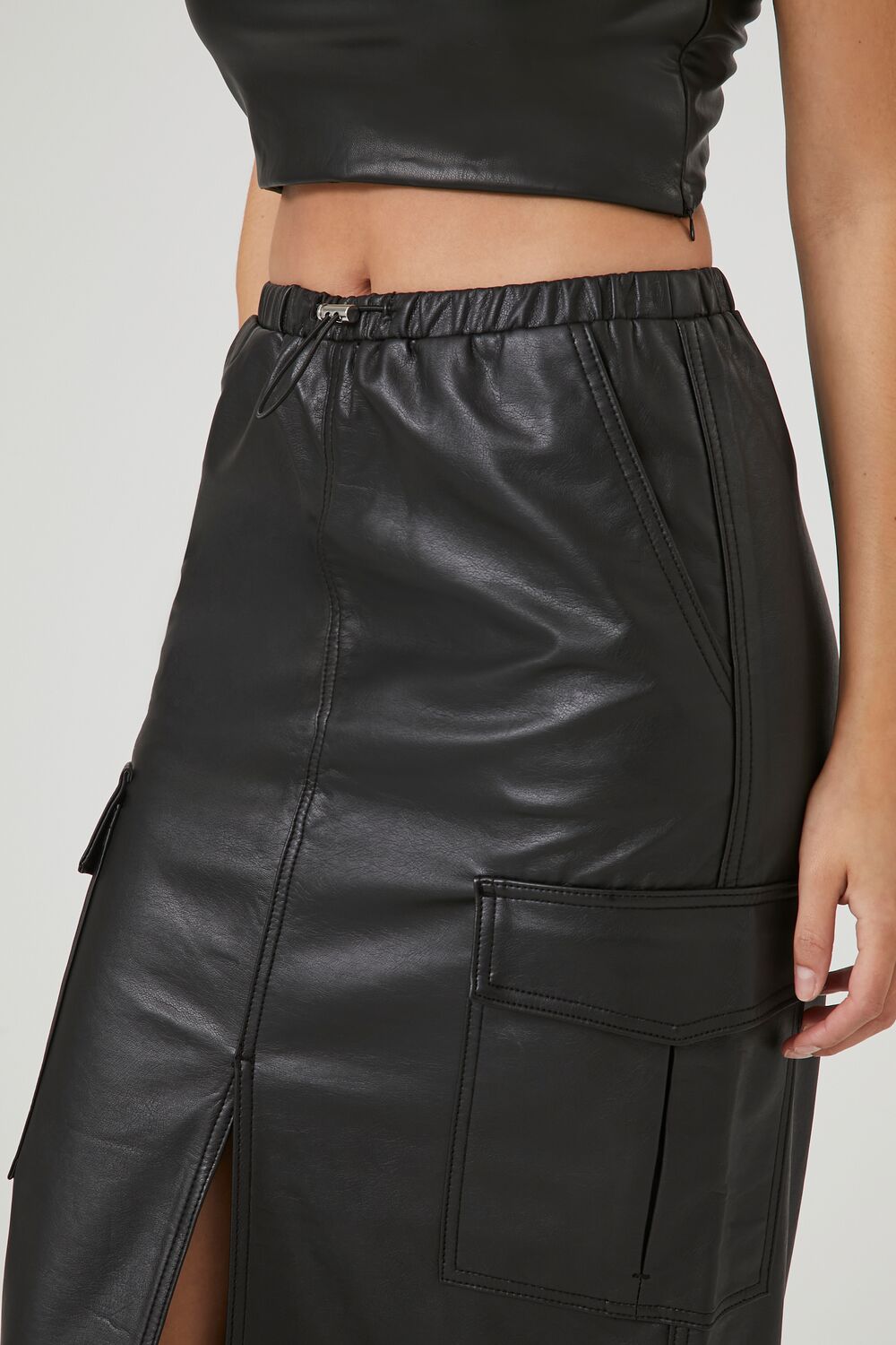 0049738201#Color_BLACK