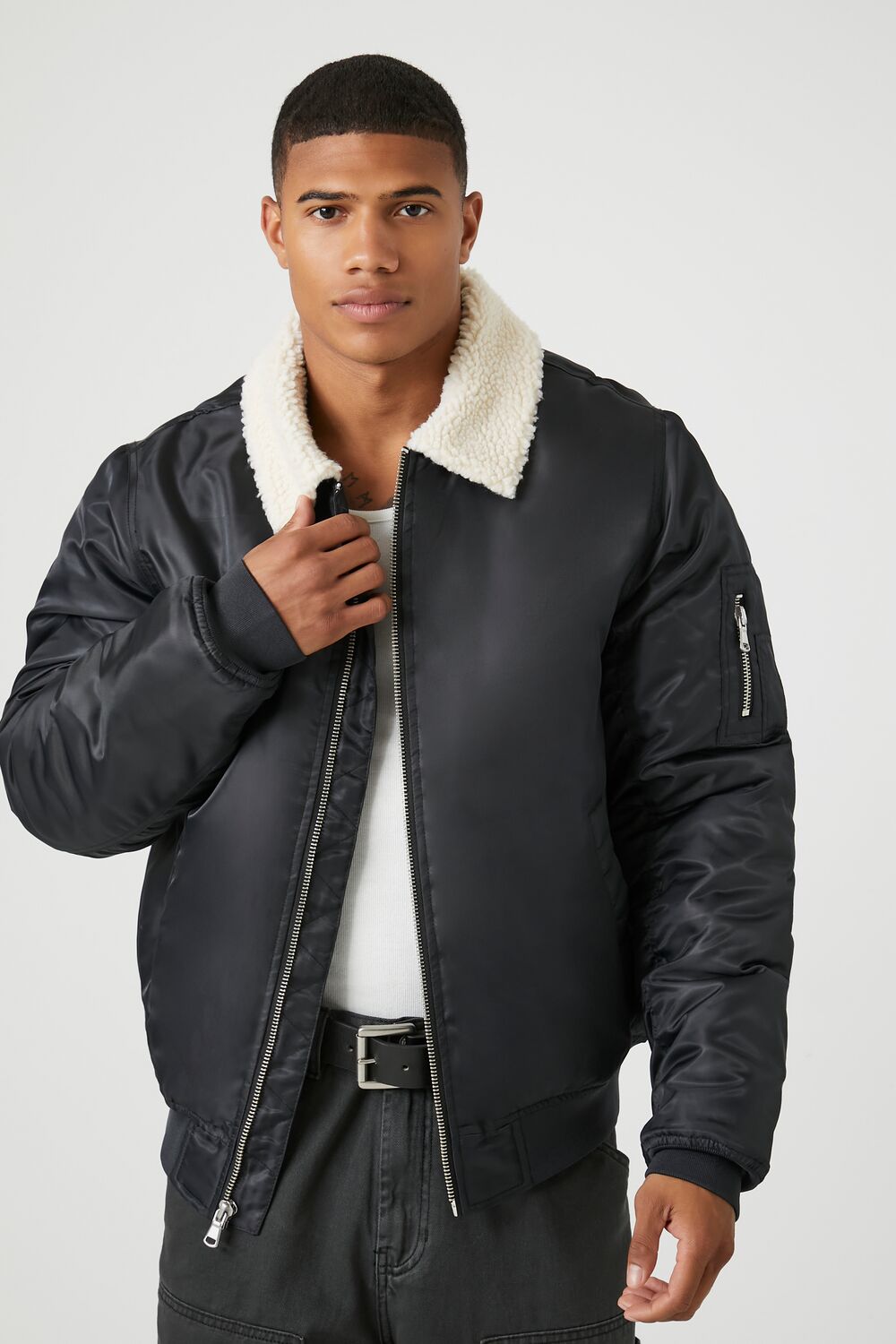 0050020301#Color_BLACK/CREAM