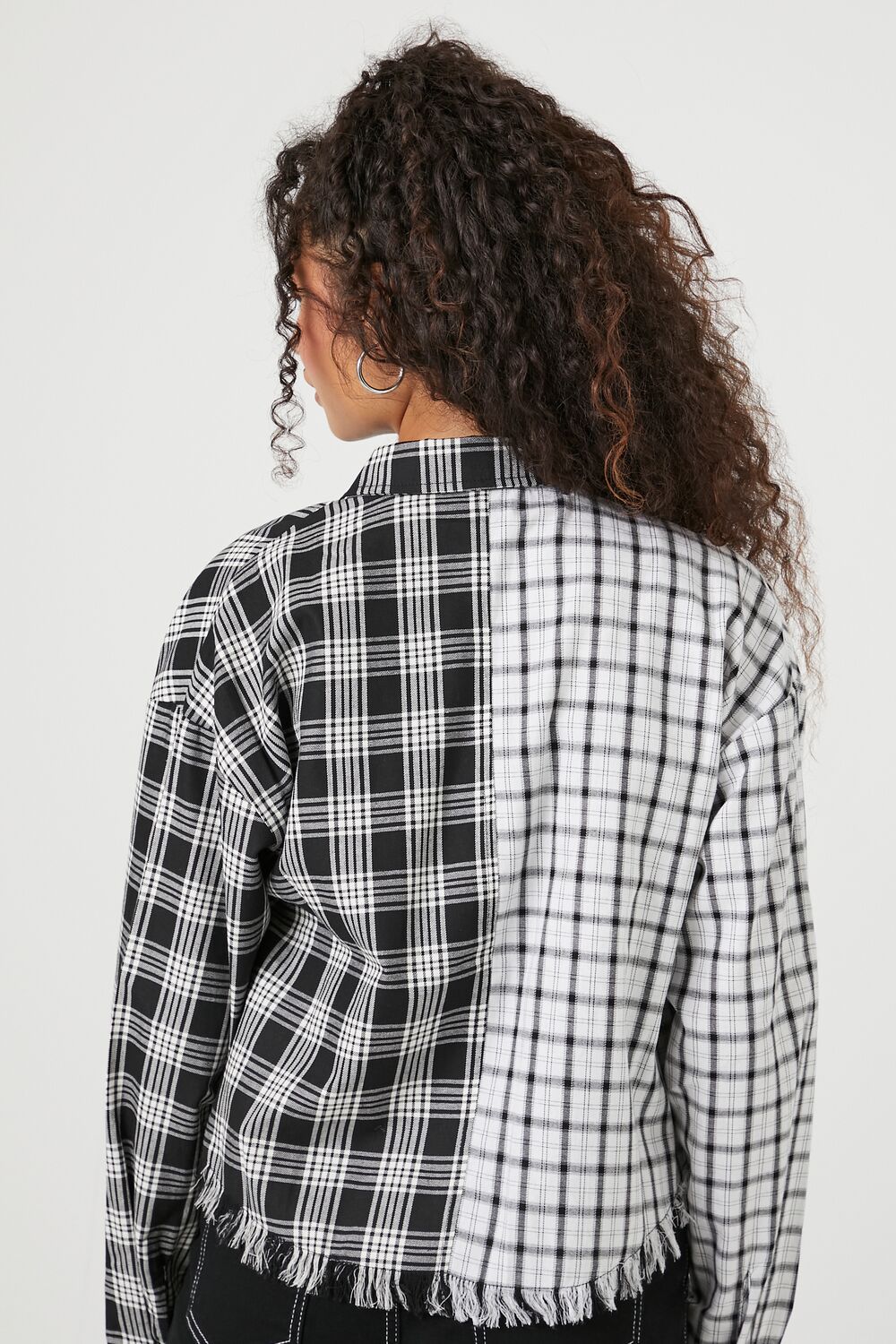 0050071801#Color_BLACK/WHITE