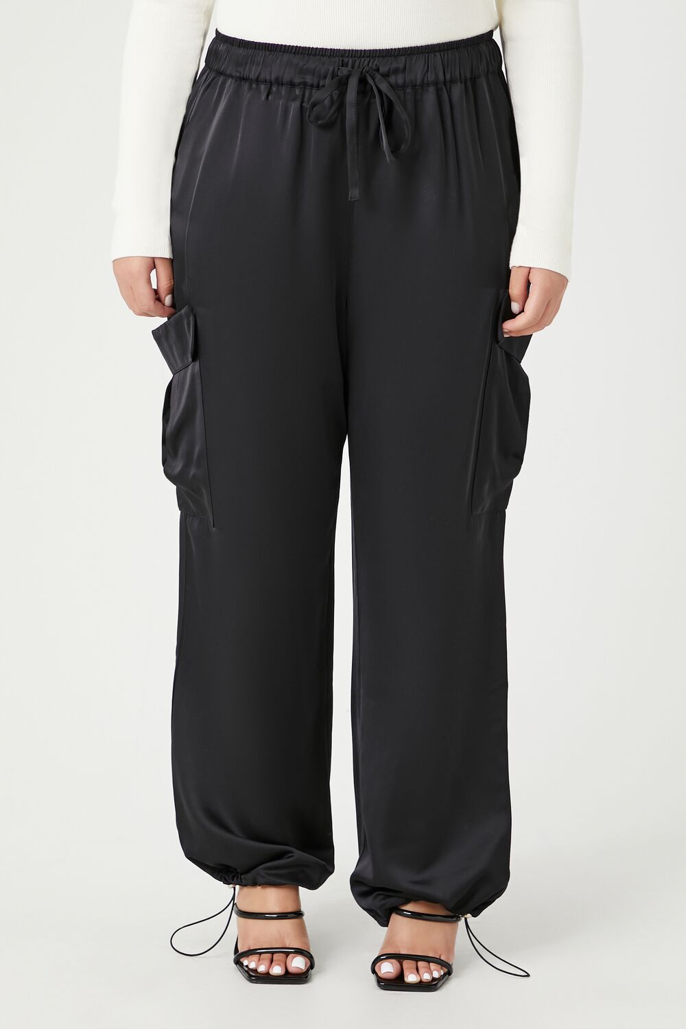 0124881702#Color_BLACK