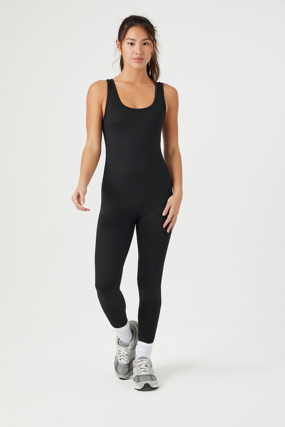 0124933701#Color_BLACK