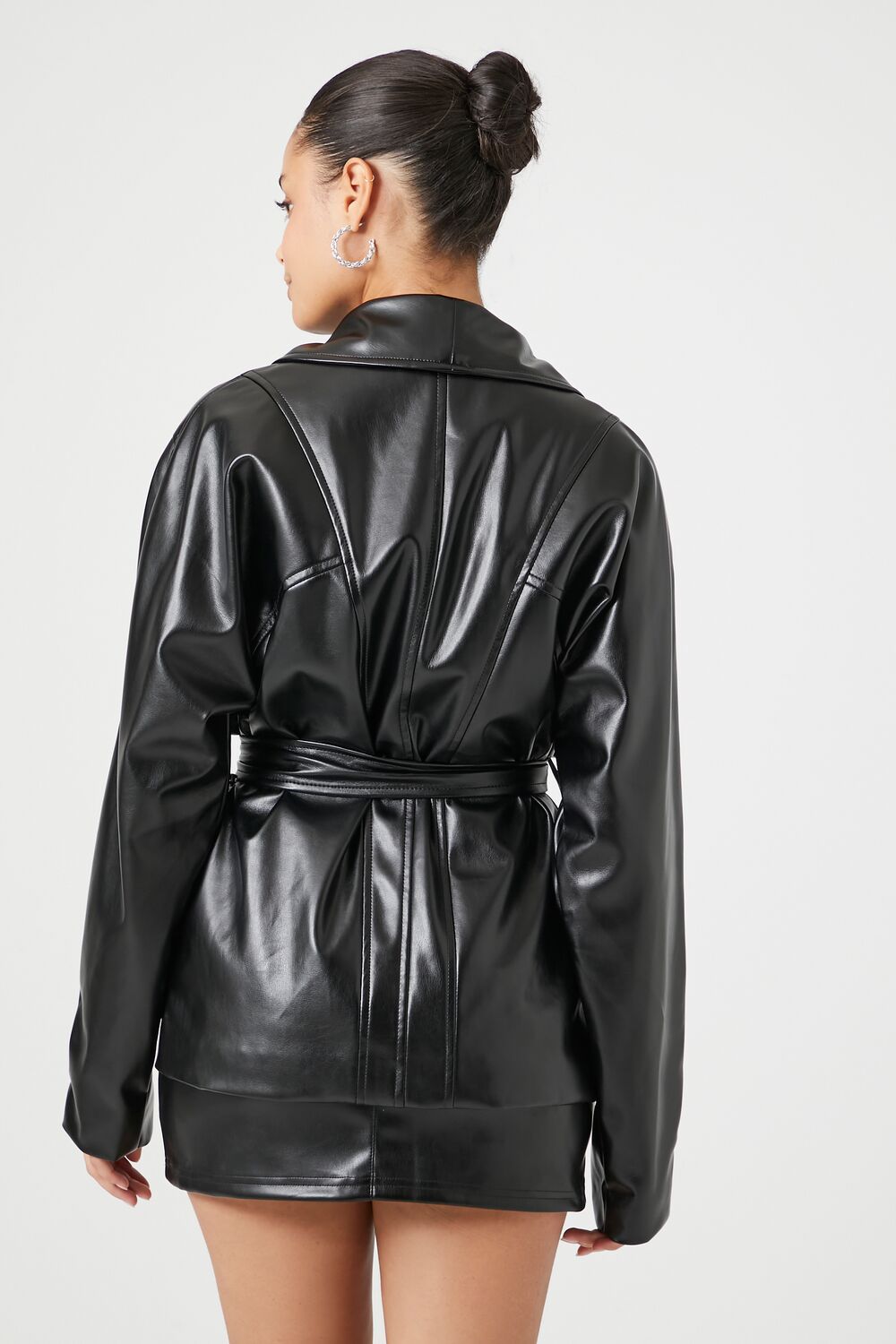 0124940101#Color_BLACK