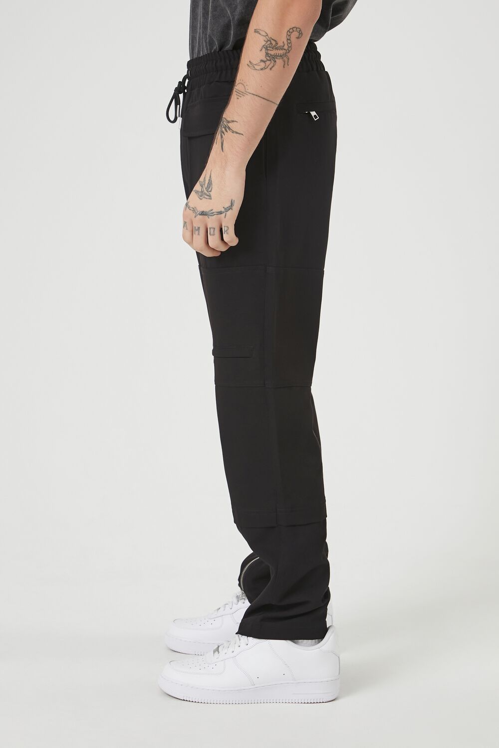 0124991601#Color_BLACK