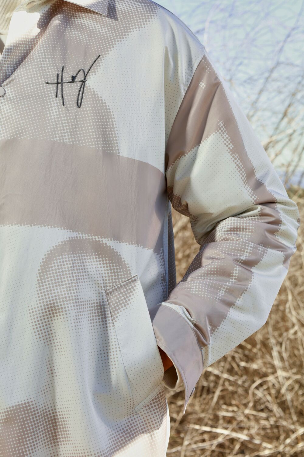 0126056601#Color_TAUPE/CREAM