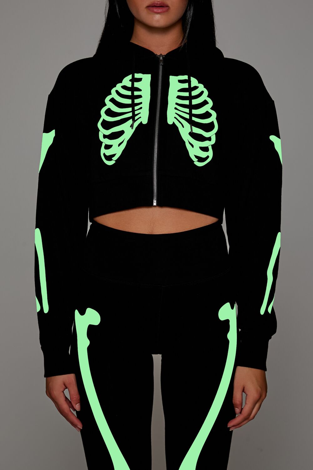 0132370201#Color_BLACK/WHITE