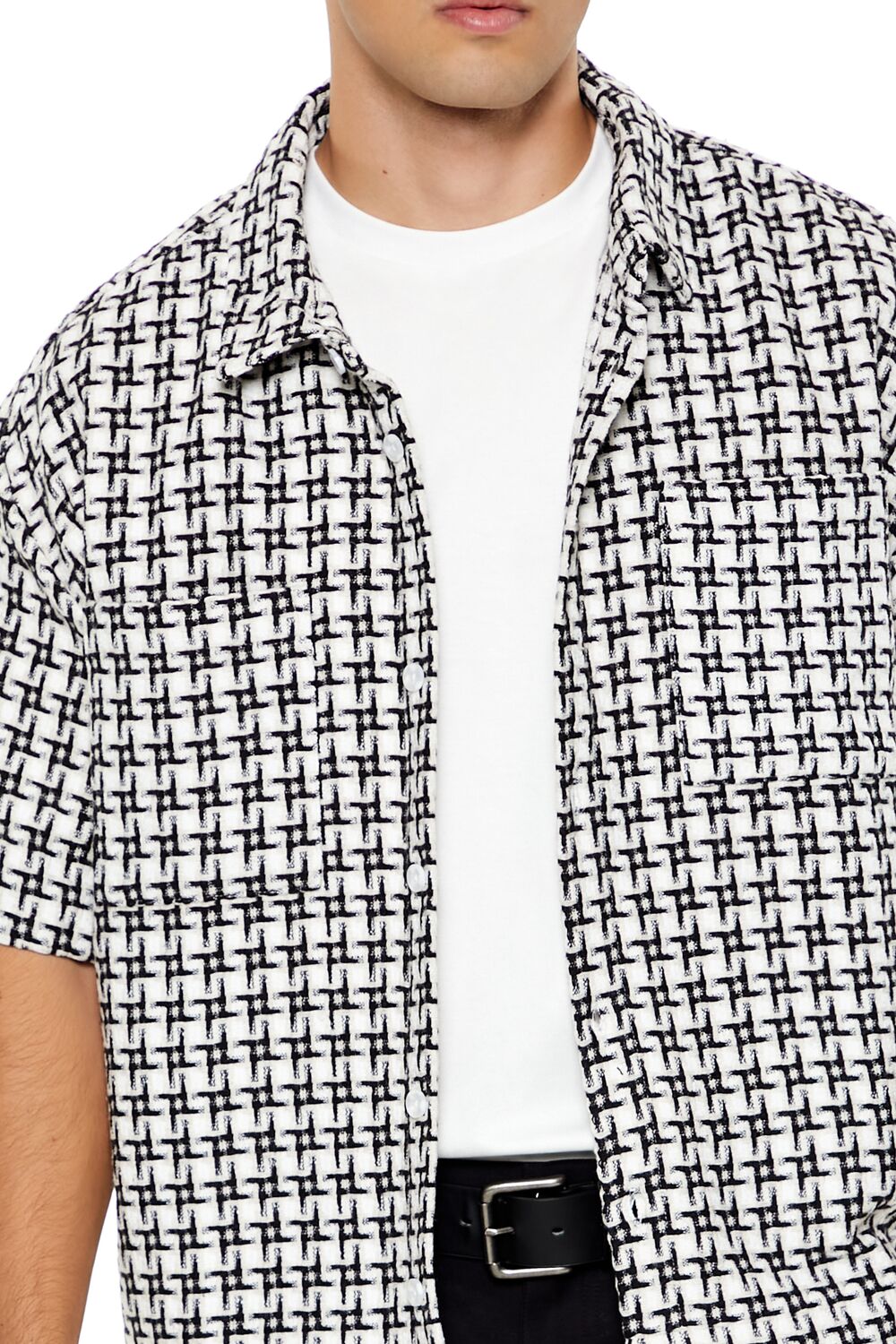 0133430301#Color_BLACK/WHITE