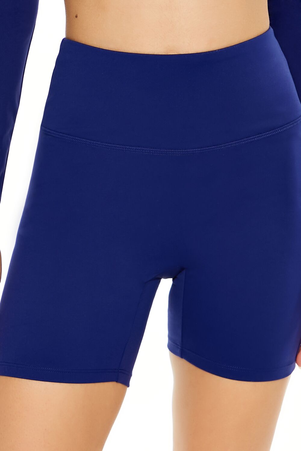 0134712701#Color_NAVY