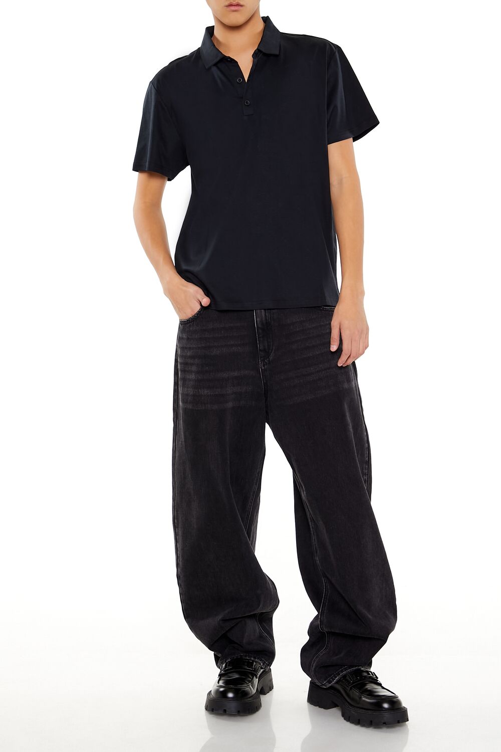 0134944702#Color_BLACK/BLACK