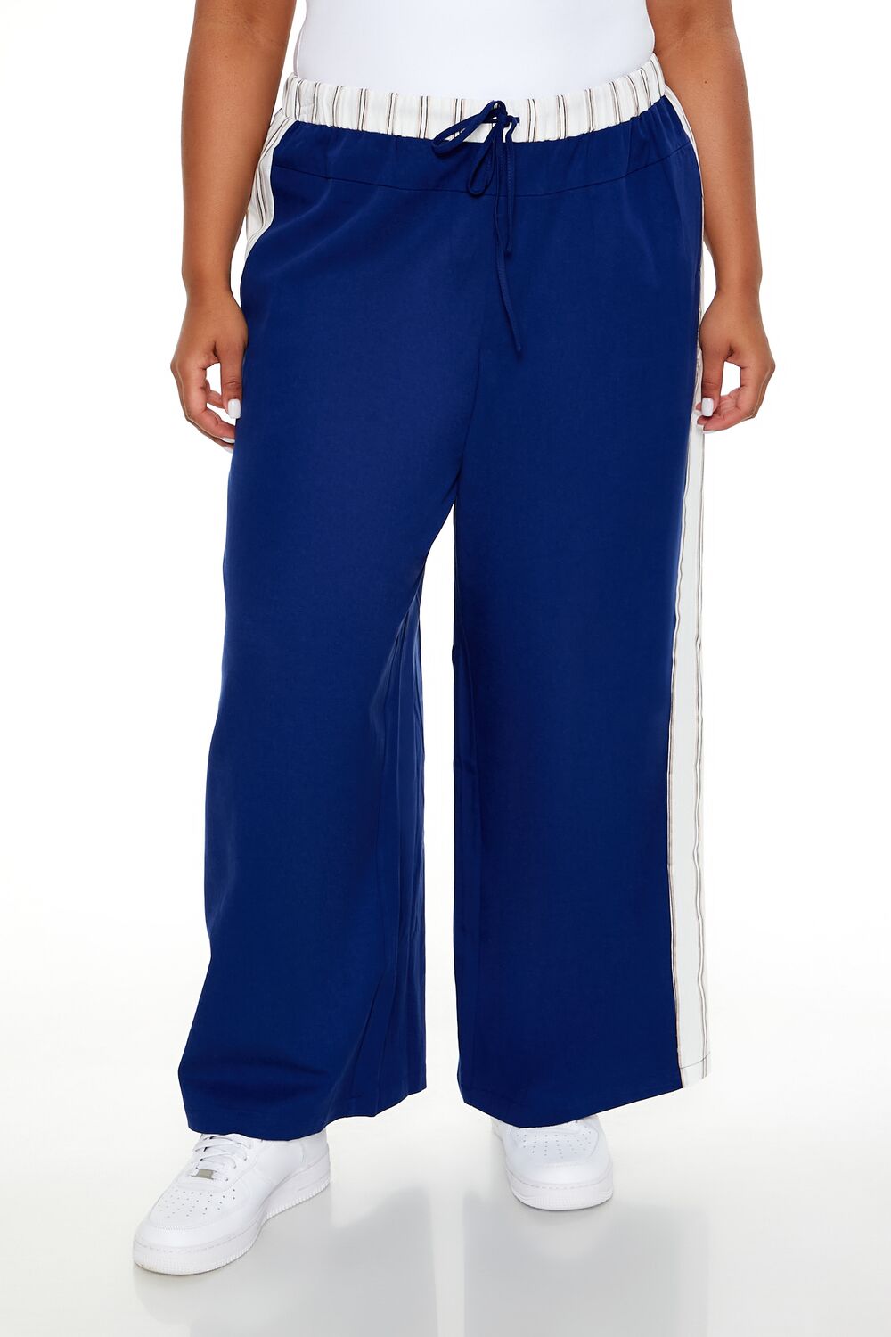 0135981601#Color_BLUE/WHITE