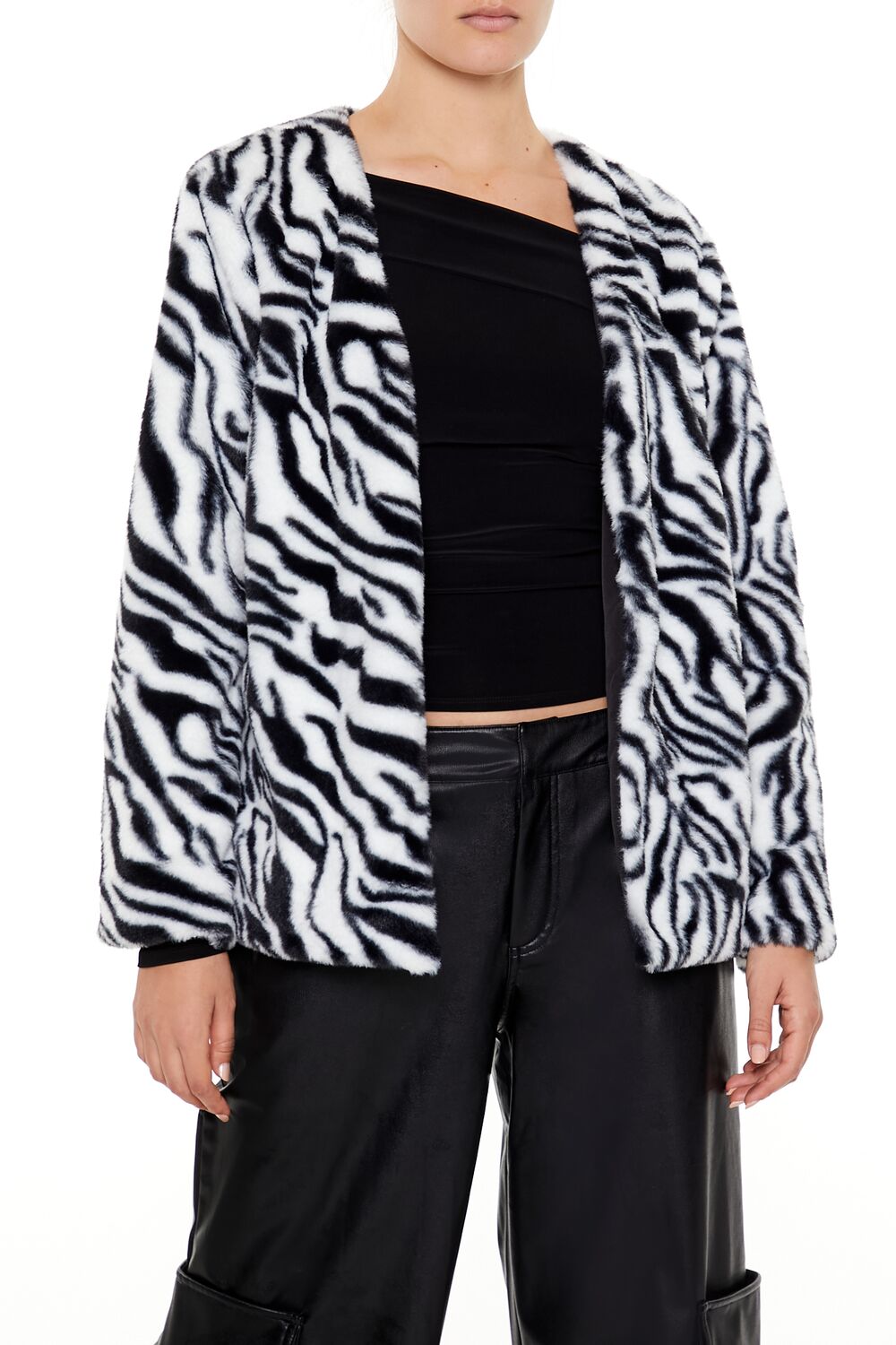 0137277901#Color_BLACK/WHITE