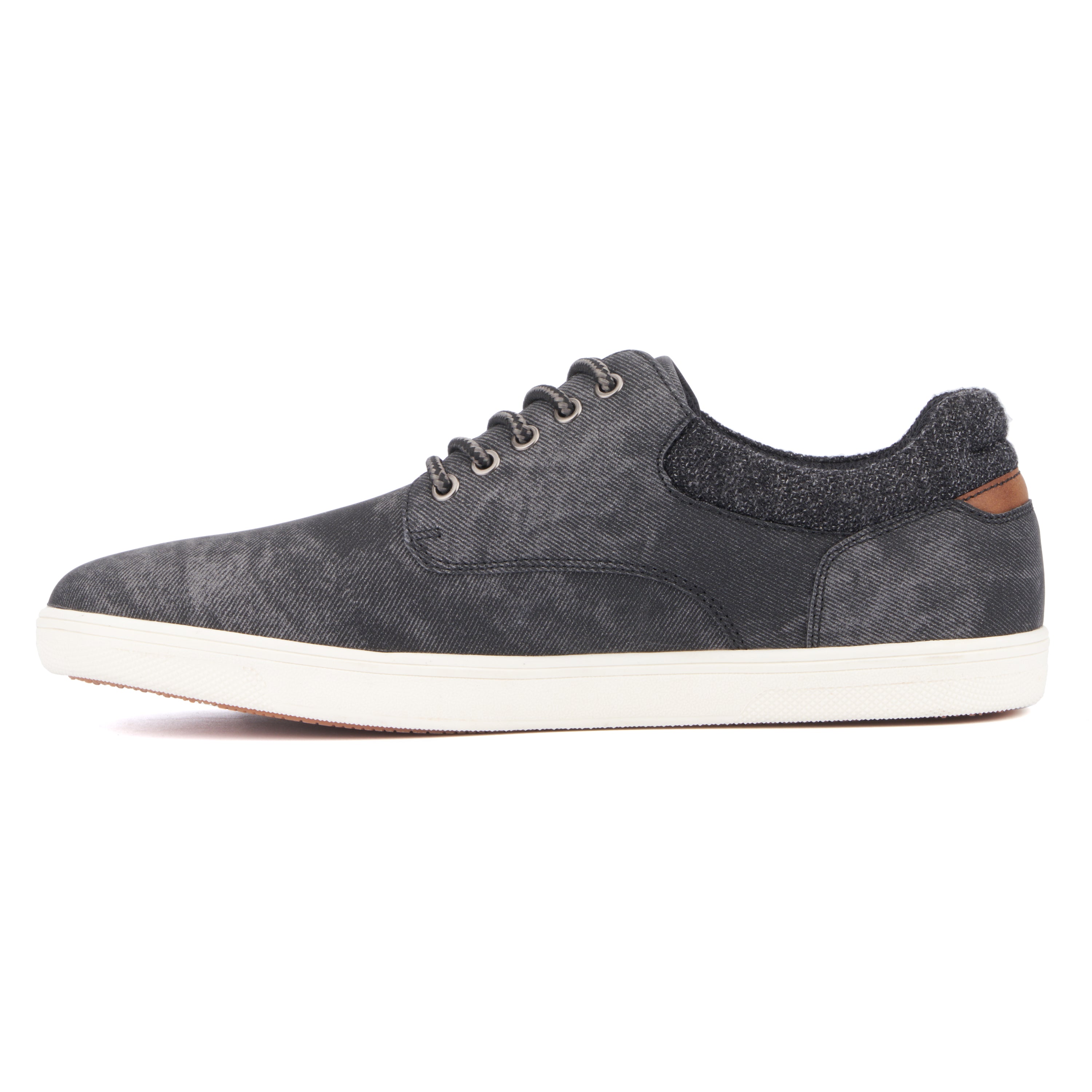 Men's Dan Low Top Sneakers