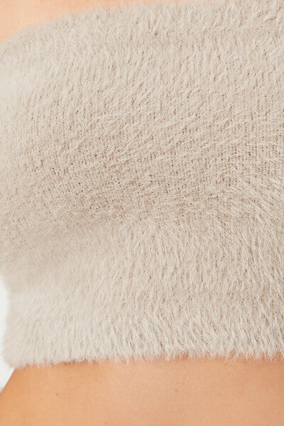 0049991203#Color_GOAT