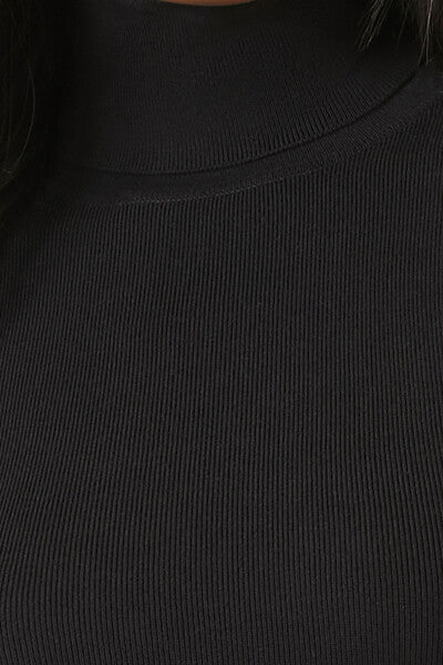0050131803#Color_BLACK