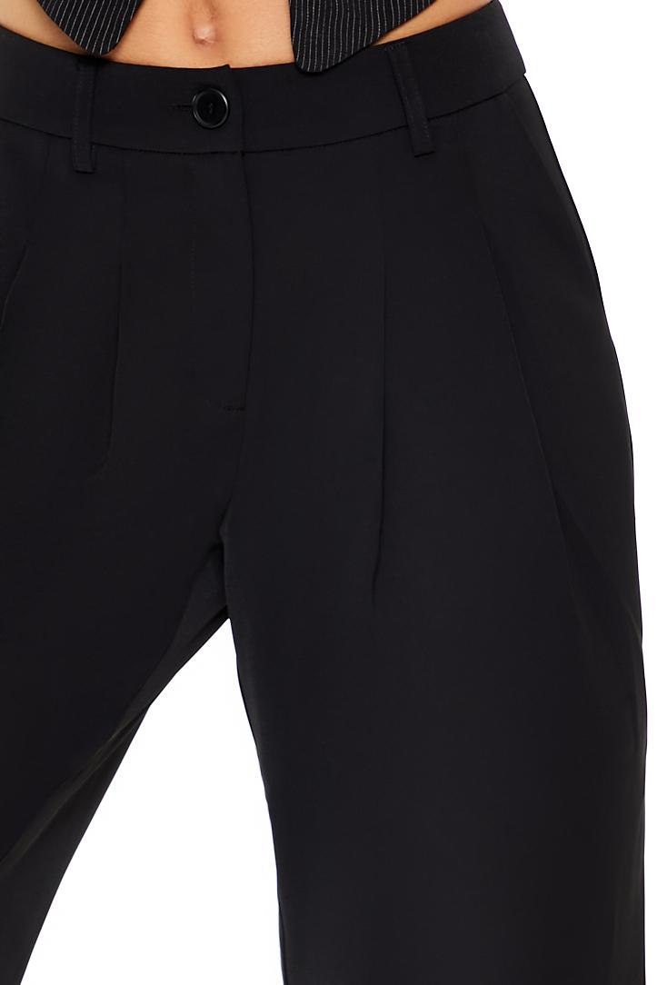 0132468701#Color_BLACK