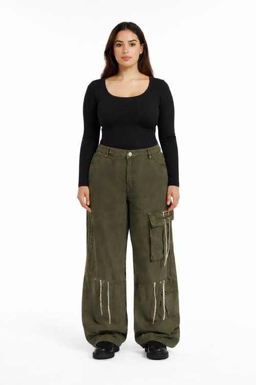 Choose options PLUS SIZE GLITTER-ACCENT WIDE-LEG CARGO PANTS