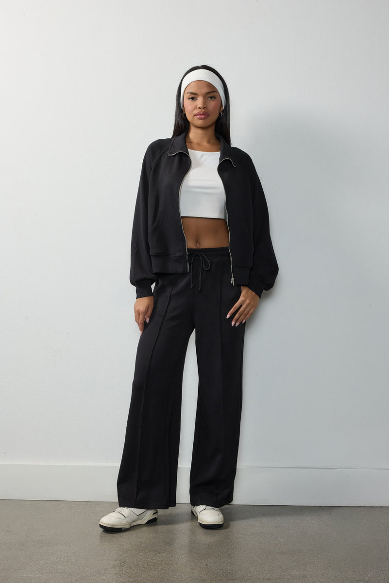 0140825201#color_BLACK