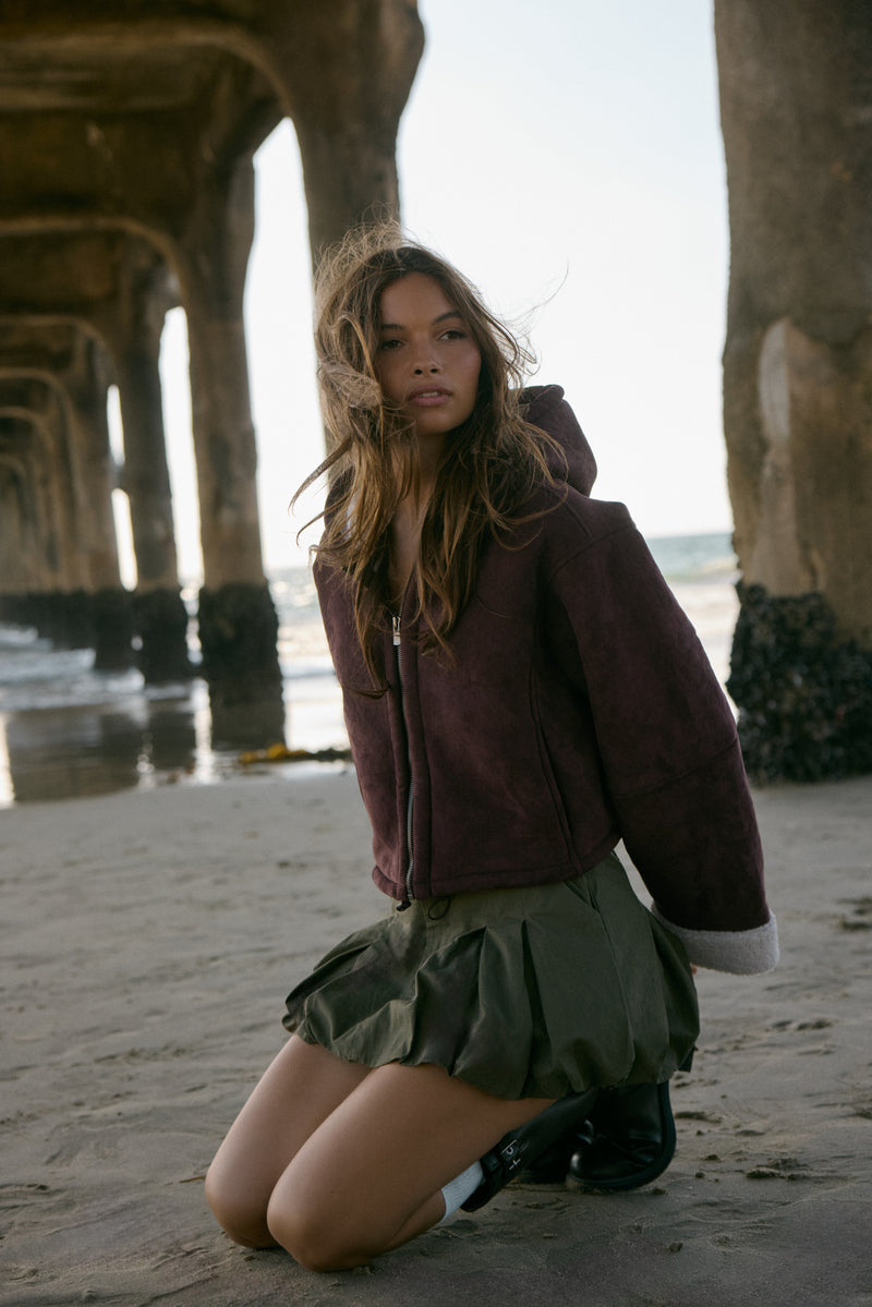 0140826501#color_CHESTNUT