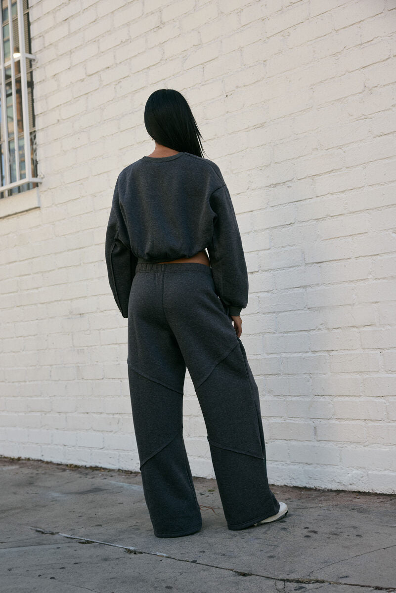 0140827301#color_CHARCOAL