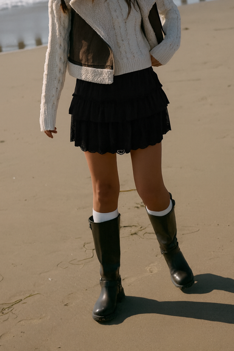 0140843101#color_BLACK