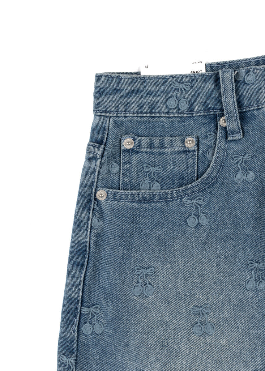 0140858801#color_LIGHT BLUE