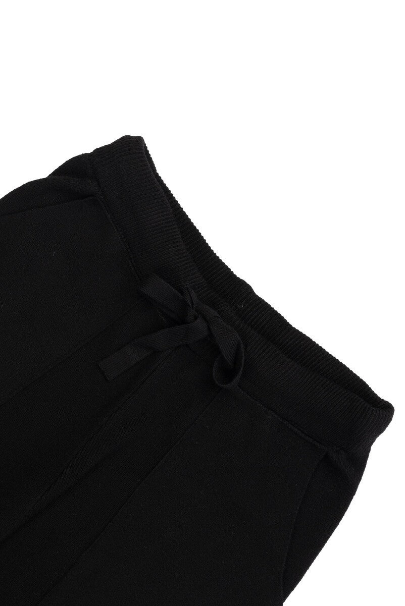 0140910601#color_BLACK