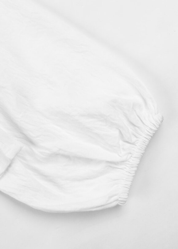 0140918701#color_WHITE