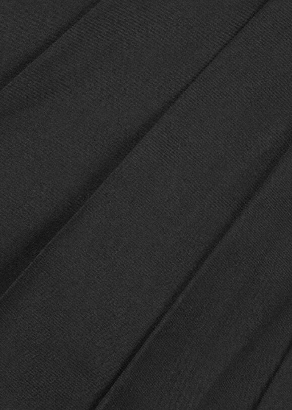 0140918801#color_BLACK